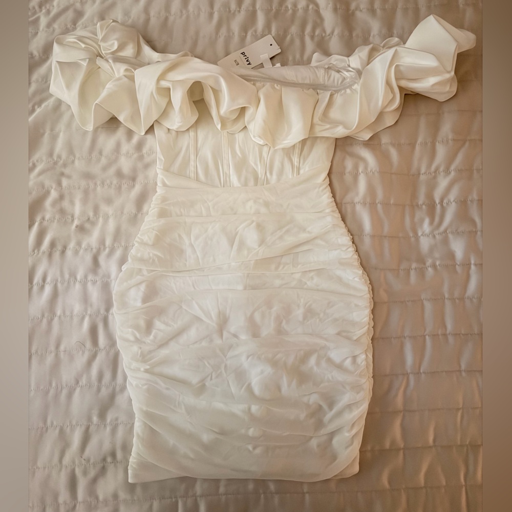 Elegant White Off the Shoulder Ruffled Dress